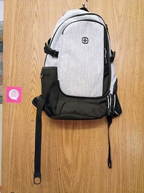 SwissGear Light Gray and Black Men's Backpack with Multiple Pockets